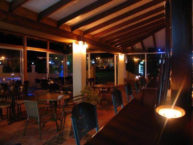 Alexis Pool Hotel 3*